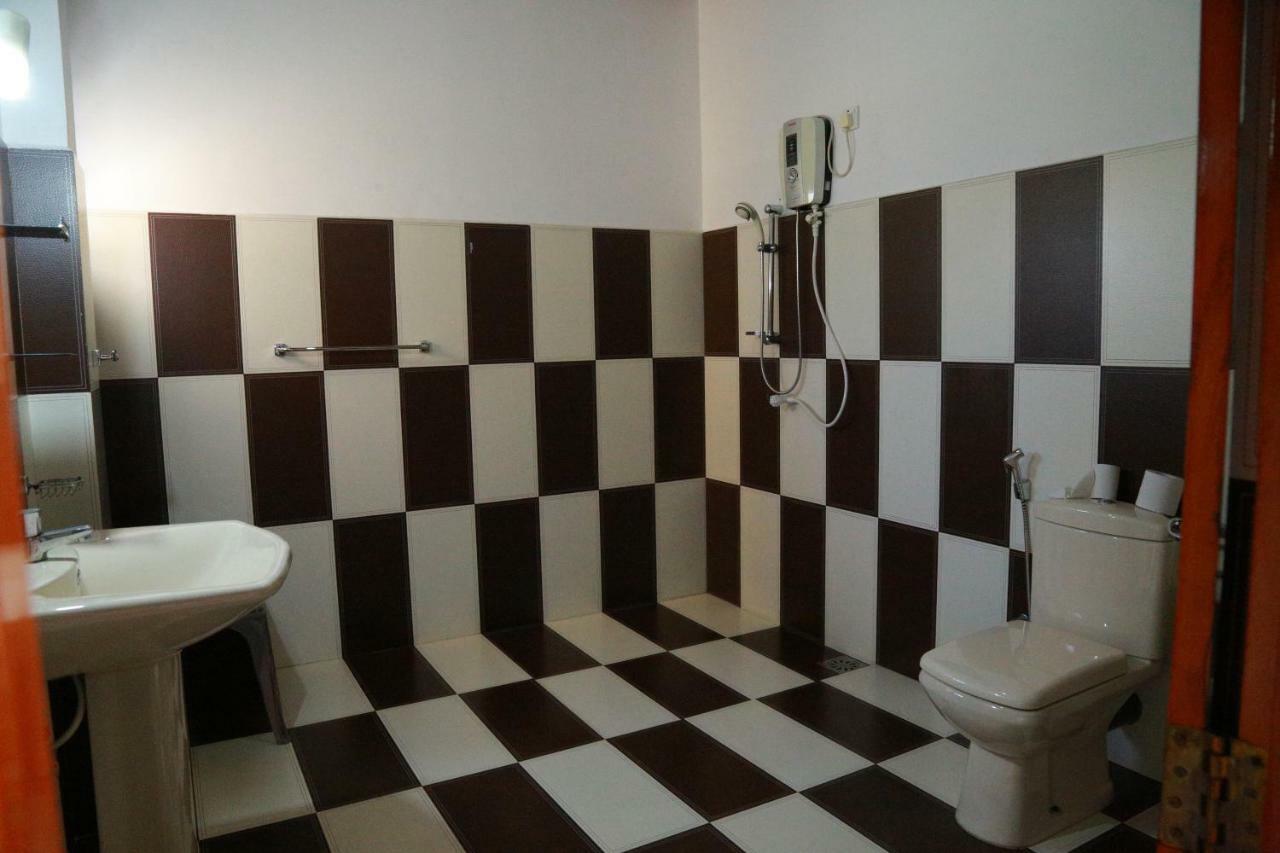 The King Apartment ヒッカドゥワ エクステリア 写真